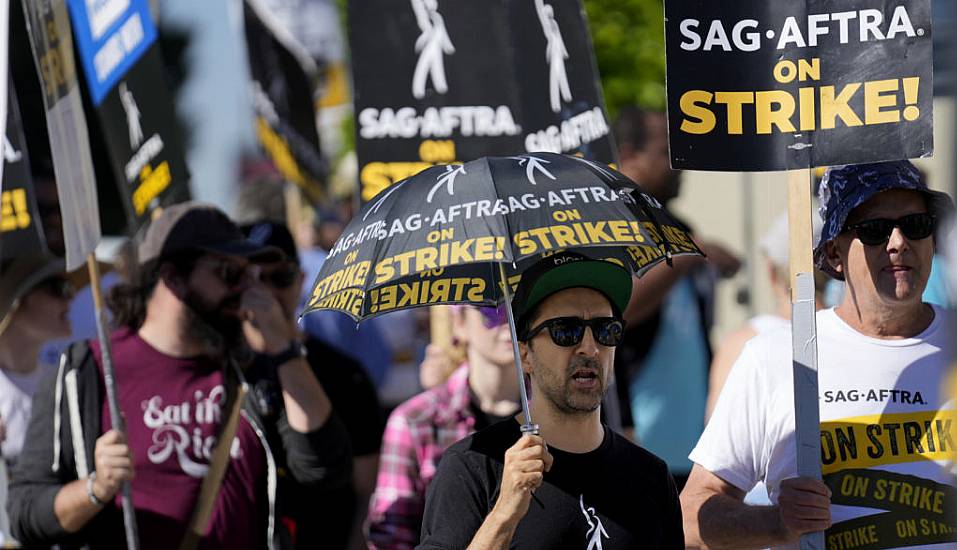 Us Actors Union Agrees Deal To End Longest Strike In Hollywood History