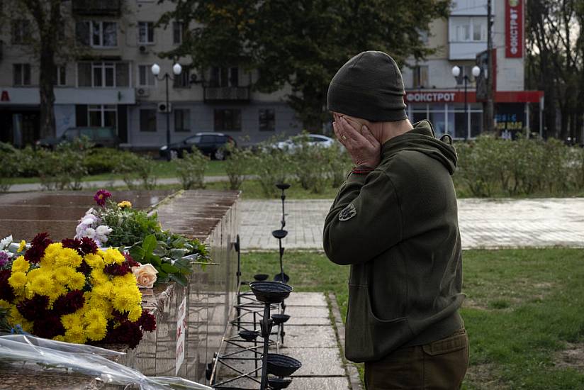 Russia Ramps Up Attacks On Key Cities In Eastern Ukraine