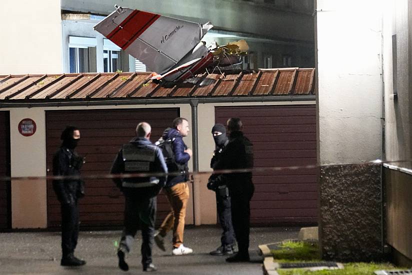 Small Plane Makes Emergency Landing In Paris Suburbs