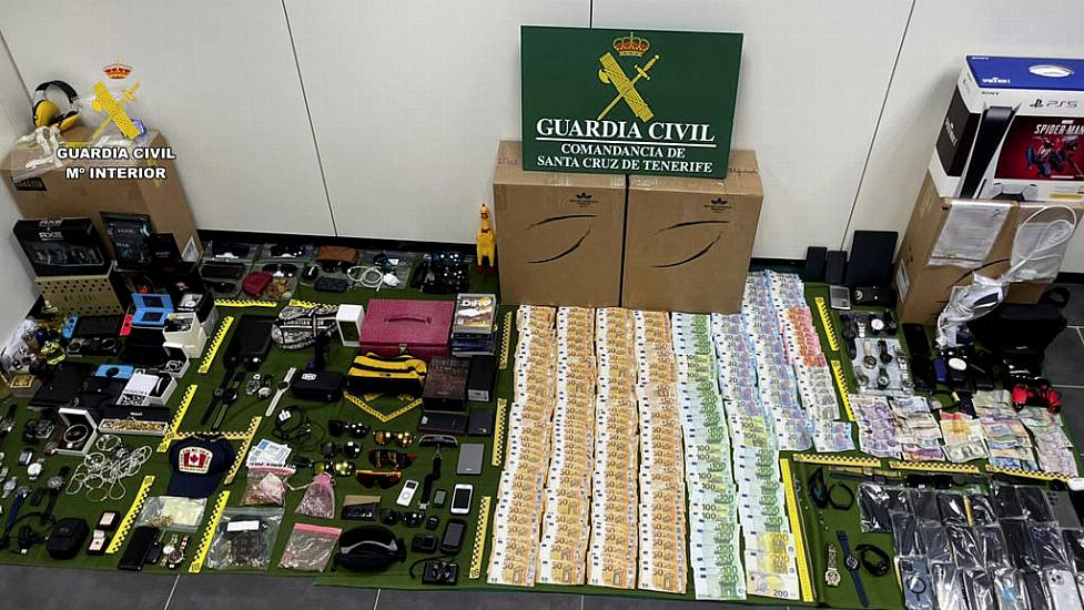 Tenerife Airport Workers Held After Almost €2M Worth Of Items 'Vanish From Luggage’