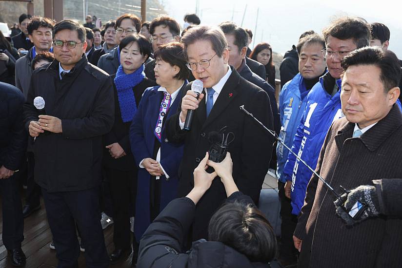 South Korean Opposition Leader Attacked And Injured By Unidentified Man