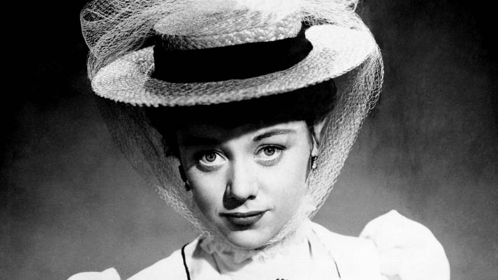 Mary Poppins Actress Glynis Johns Dies Aged 100