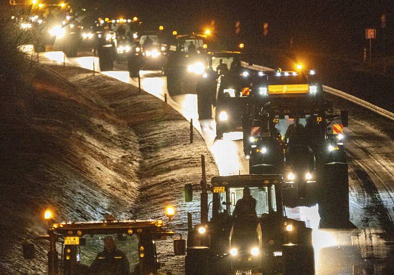 German Farmers Block Access Roads Over Plan To Scrap Diesel Tax Breaks