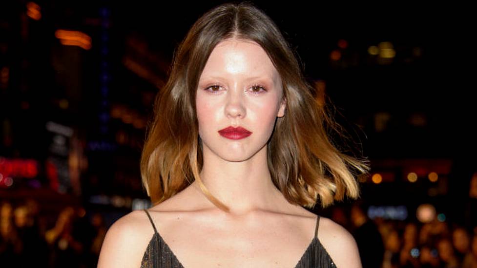 Extra Alleges Mia Goth Kicked Him In The Head On Maxxxine Set