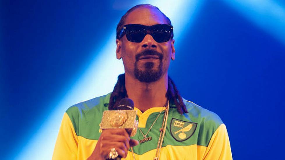 Snoop Dogg’s Daughter Suffers ‘Severe Stroke’ At Age 24