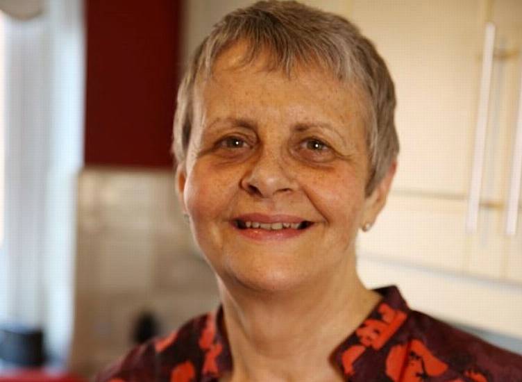 Author Wendy Mitchell Dies After Years Documenting Dementia Battle, Family Say