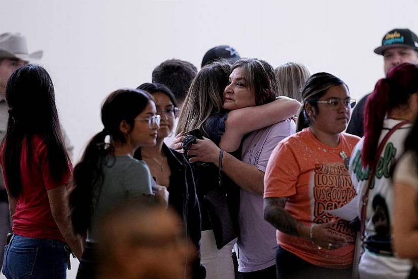 Texas School Shooting Probe Clears Police Officers Despite ‘Many Problems’