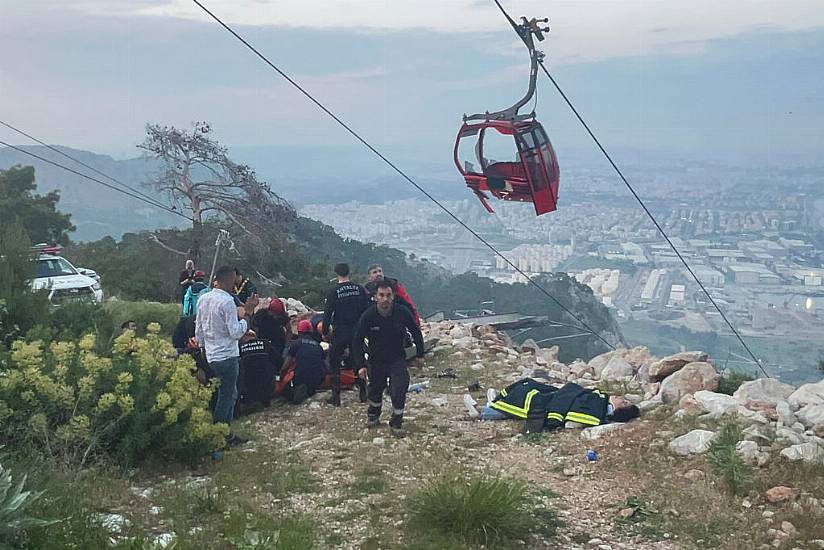 More Than 40 Still Stranded A Day After Fatal Cable Car Incident In Turkey