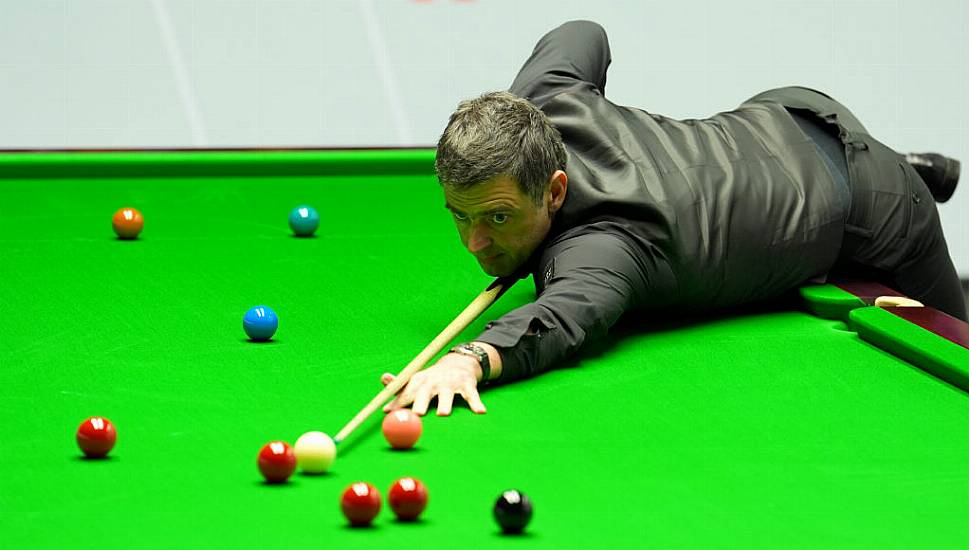 Ronnie O’sullivan Leads Ryan Day As Stephen Maguire Reaches Crucible Quarters