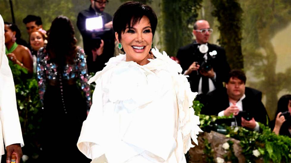 Kris Jenner Reveals She Has A Tumour In New Season Of The Kardashians