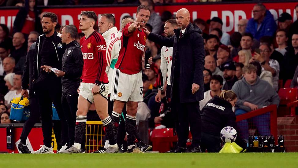 Jonny Evans Hopes Man Utd Do Not Sack Erik Ten Hag After Fa Cup Glory