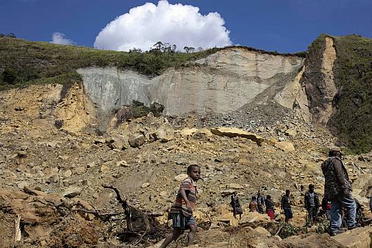 Fears Rise Of Second Landslide And Disease At Site Of Papua New Guinea Disaster