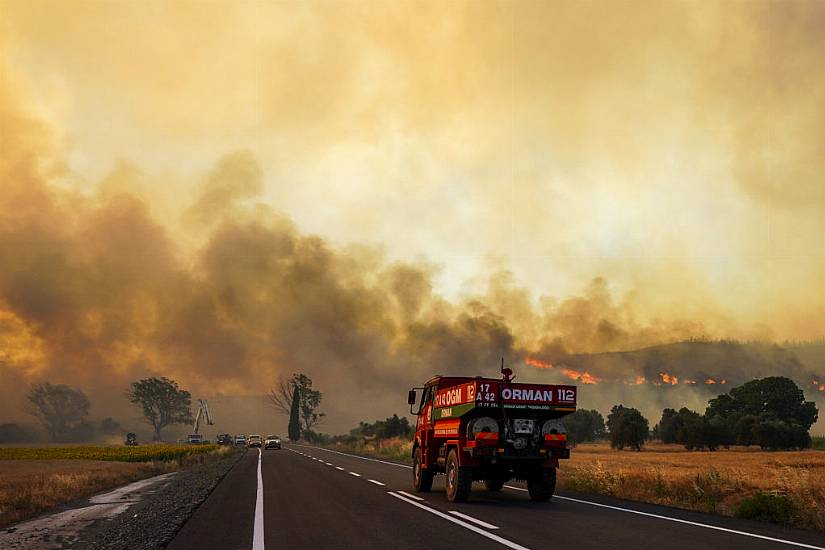 Deadly Agricultural Fire Spreads Through South-East Turkey