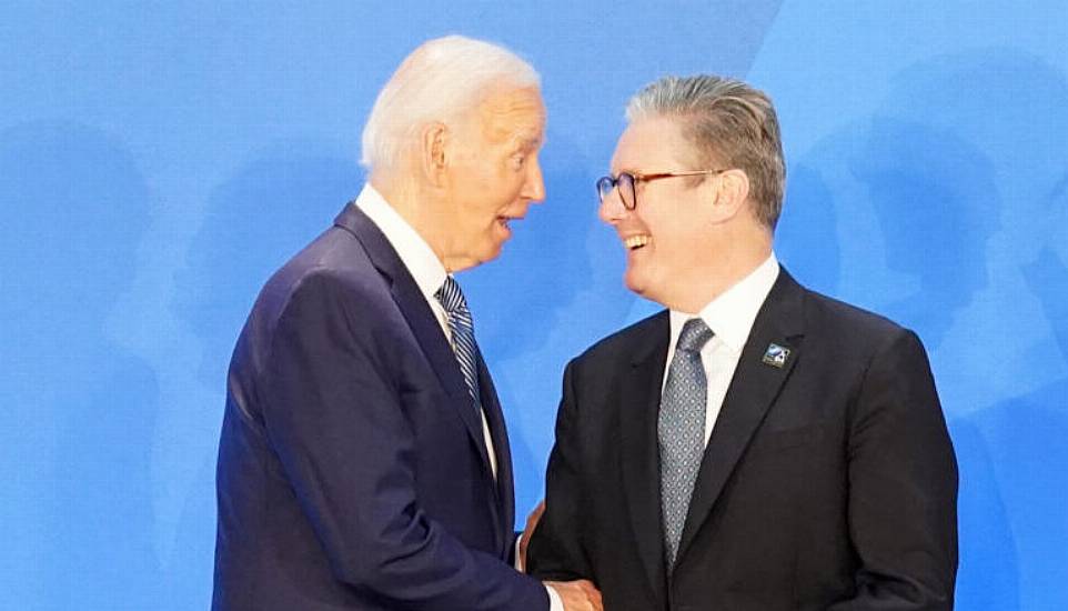 Starmer Gives Biden Arsenal Shirt To Cement ‘Very Special’ Relationship With Us