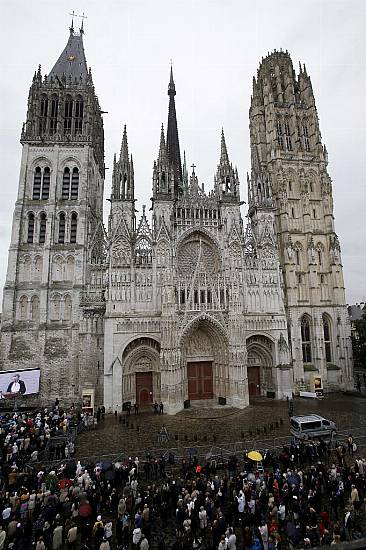 Fire In Spire Of Medieval Cathedral In French City Of Rouen Under Control