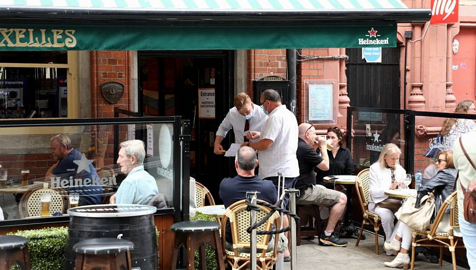 Half Of Food-Serving Dublin Pubs Say Vat Increase Has Hurt Business