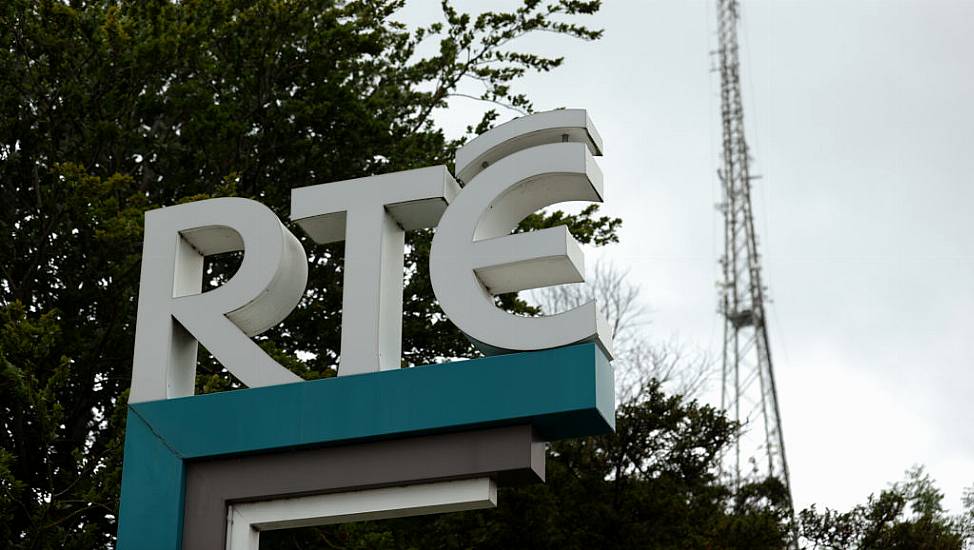 Rté To Audition 150 Applicants For 2Fm Slot