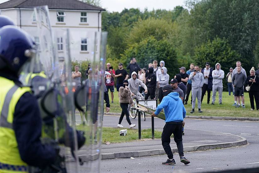 Uk Government Calls Emergency Cobra Meeting In Wake Of Sixth Day Of Violence