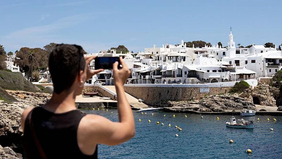 ‘Spanish Mykonos’ Holds Vote To Ban Tourists