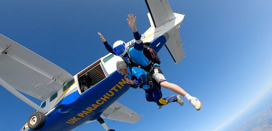 War Veteran Celebrating 102Nd Birthday Becomes Britain’s Oldest Parachutist