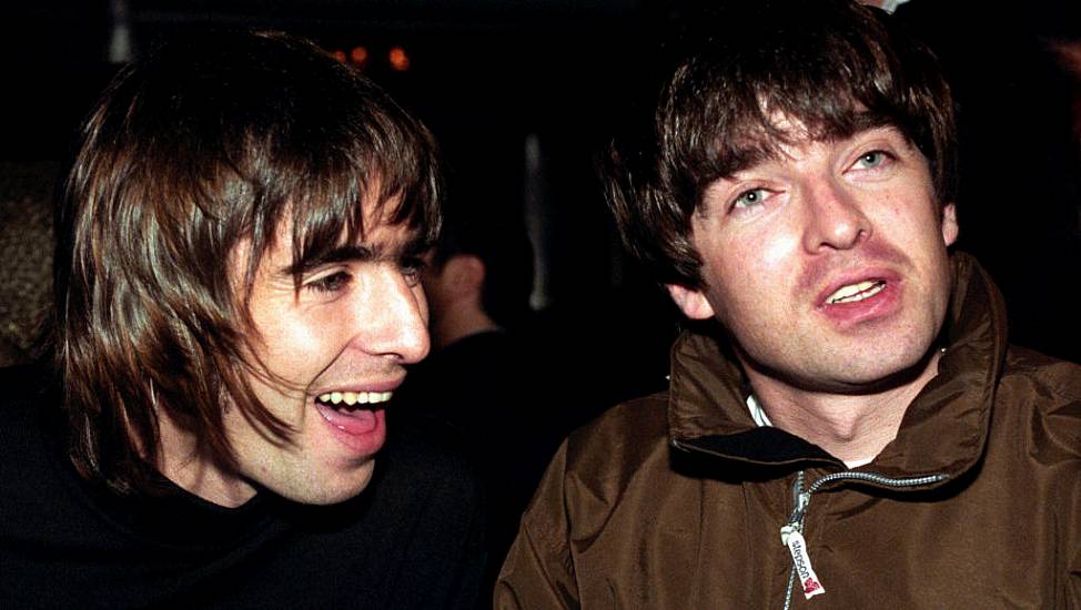 Liam And Noel Gallagher Set To Deliver Oasis Announcement