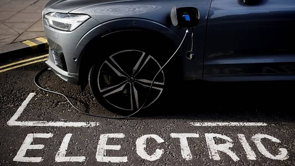 Volvo Abandons Plan To Sell Only Pure Electric Cars By 2030