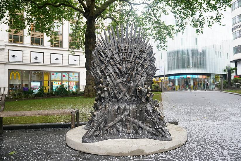 Game Of Thrones Dragon-Forged Iron Throne Fetches £1.1M At Auction