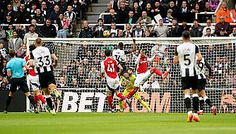 Alexander Isak’s Header Gives Newcastle Victory To Dent Arsenal’s Title Hopes