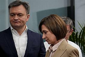 Moldovans To Choose President In Decisive Runoff Overshadowed By Fraud Claims