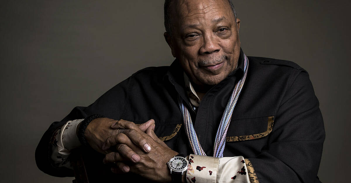 Quincy Jones Laid To Rest At Private Family Funeral In Los Angeles