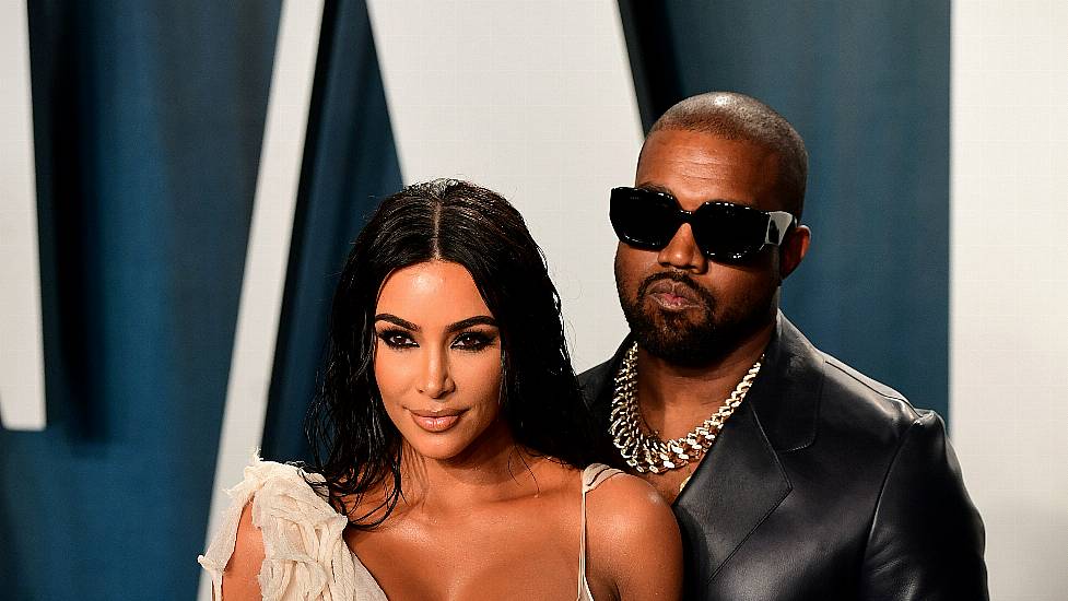 Kanye West Issues Public Apology To Wife Kim Kardashian West