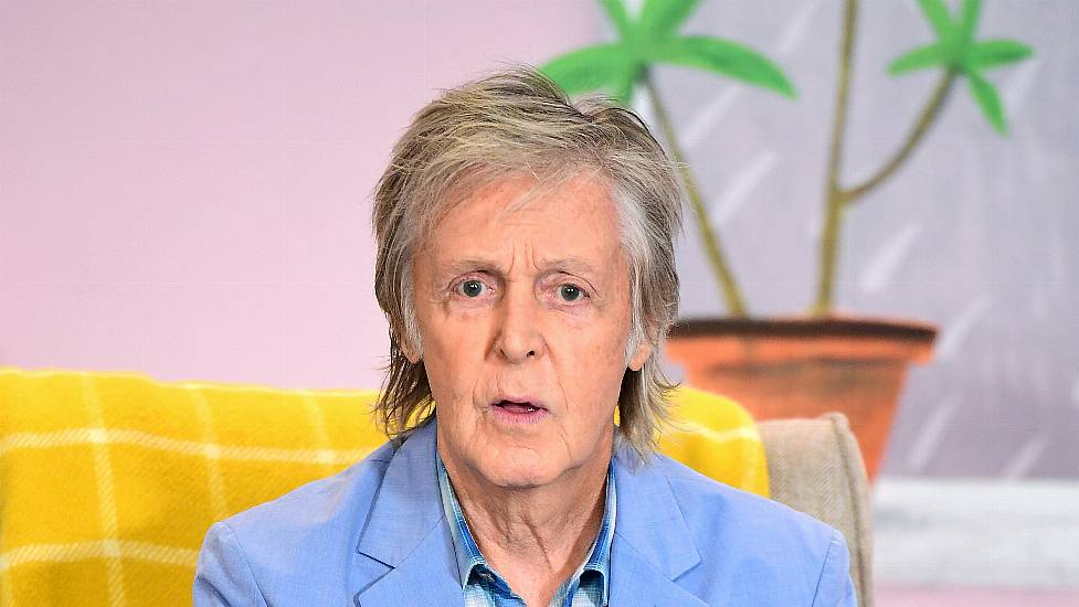 Paul Mccartney Turns Into A Tour Guide When He Returns To Liverpool