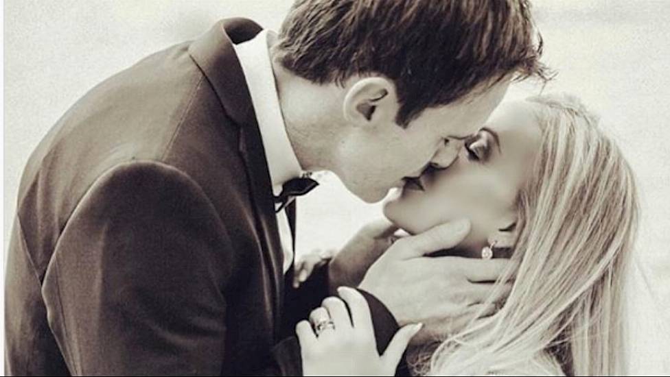 Kevin Kilbane Marries Canadian Figure Skater Brianne Delcourt