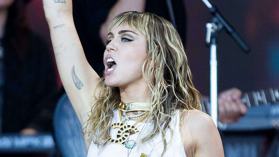 Miley Cyrus Shares Her Advice For Young Musicians