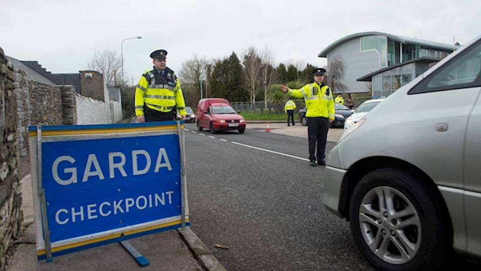 Gardaí To Recommence Checkpoints And Patrols In Dublin