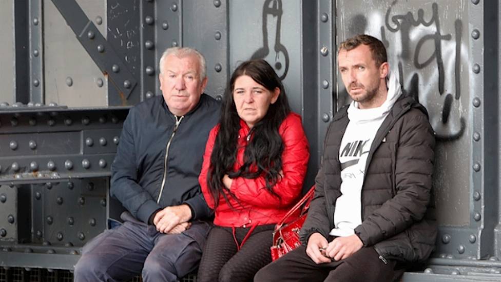 Family Sleeping Under Bridge Following Eviction Offer €400 A Month To Stay In Their Home