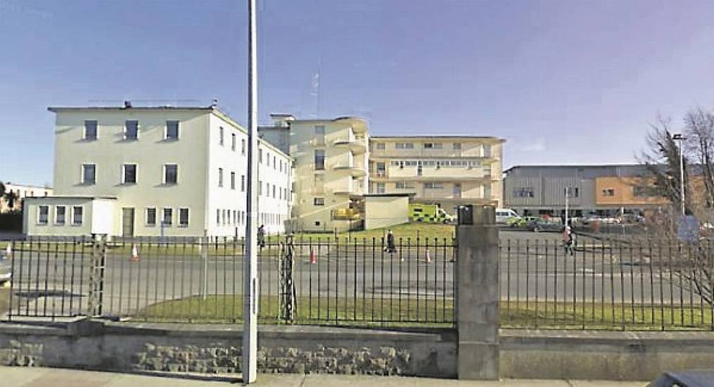 Private Patients Charged €813 Per Night To Use Trolley At University Hospital Limerick