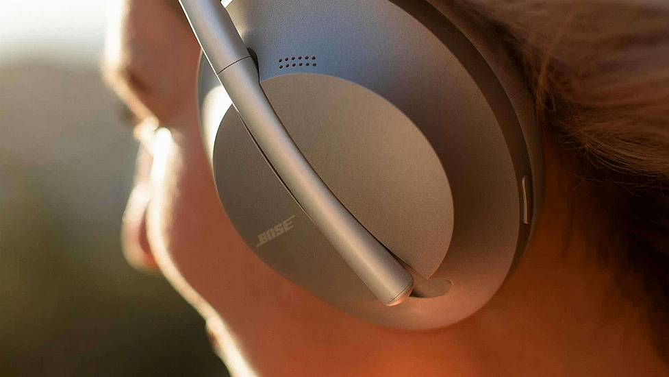 Bose And Other Rival Audio Brands Disappear From Apple Store