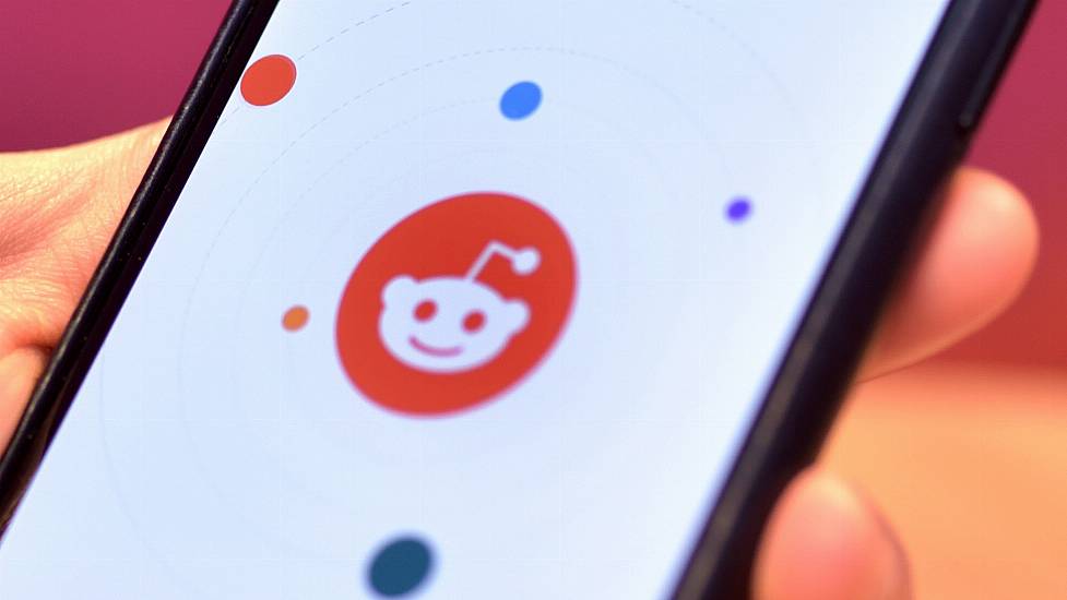 Reddit Bans Almost 7,000 Hateful Subreddit Pages Since June Crackdown