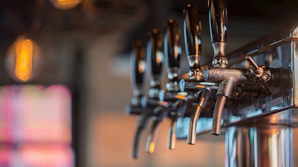 50,000 Job Losses In Pub Sector From Move To Level 3, Warns Vintners