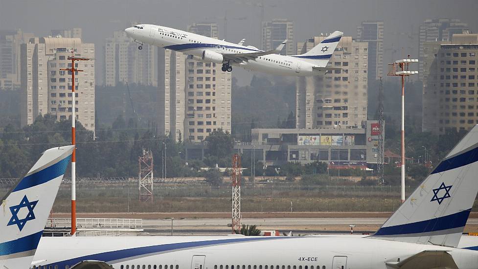 Israeli And Us Delegations Head To Uae In First Direct Flight