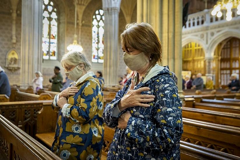 Chief Medical Officer Says Vulnerable People Should Wear Masks To Religious Services