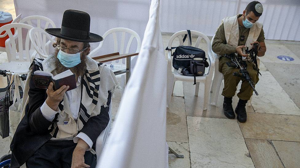 Israelis Mark Yom Kippur Under ‘Painful’ Virus Lockdown