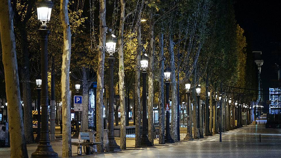 France’s Virus Curfew Leaves Paris Streets Empty