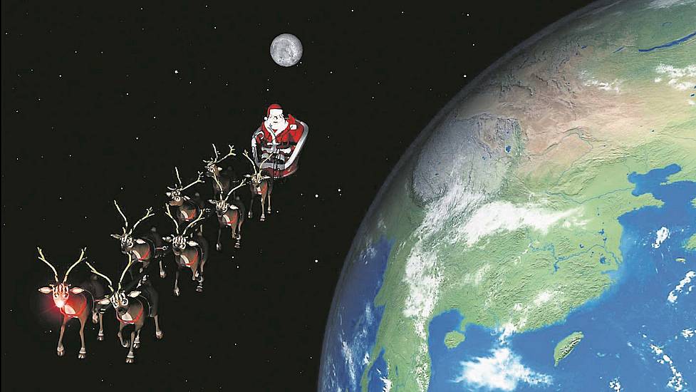 Santa Tracker: Follow Mr Claus' Live Location As He Travels Towards Irish Airspace