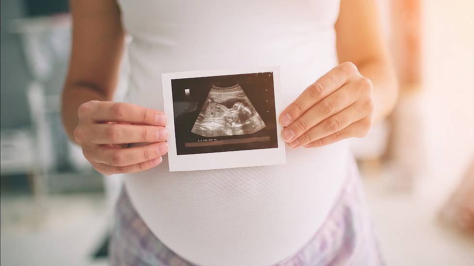 Hse To Lift Ban On Partners Of Pregnant Women Attending 20-Week Scans