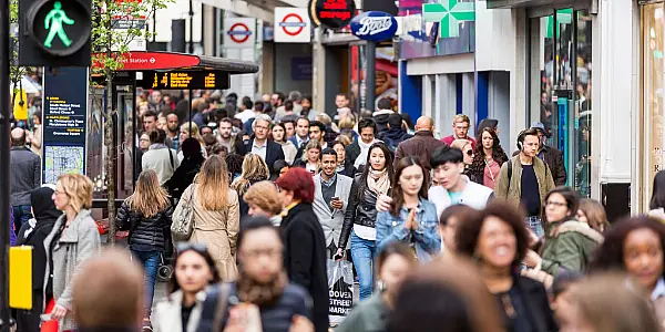 Fall In UK Shoppers Slows As Consumers Adapt To New COVID-19 Curbs