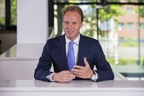 Unilever Names Dutch Dairy Boss Schumacher As CEO