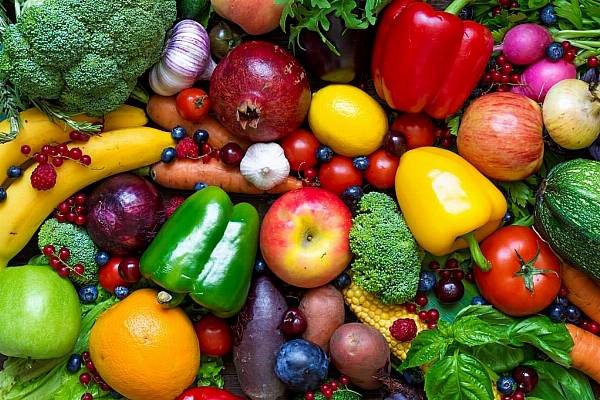 Enough Fruit & Veg Wasted To Match Carbon Emissions Of 400,000 Cars