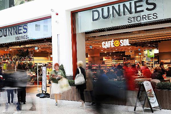 Dunnes Agrees To Pay Workers A 10% Covid-19 Pay Increase